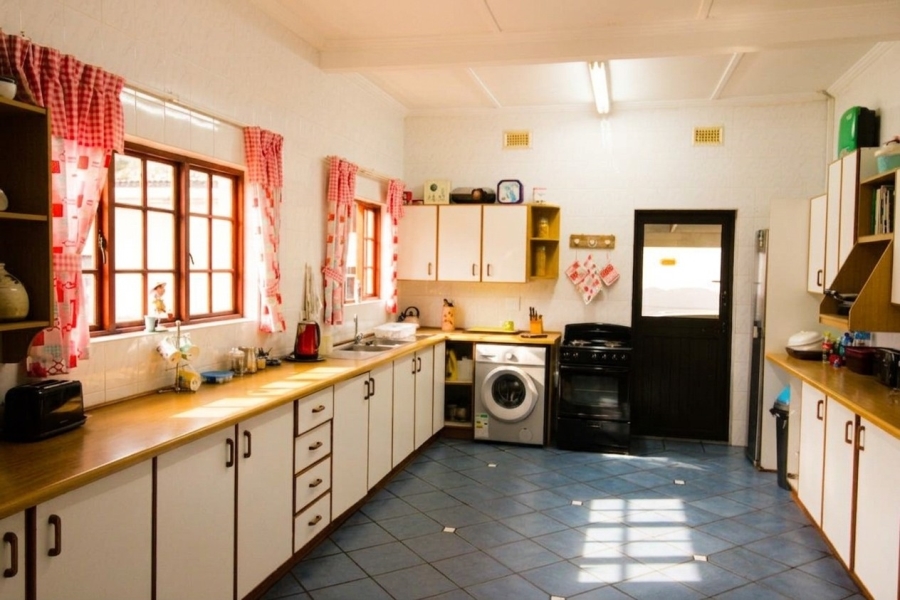 4 Bedroom Property for Sale in Berea Eastern Cape